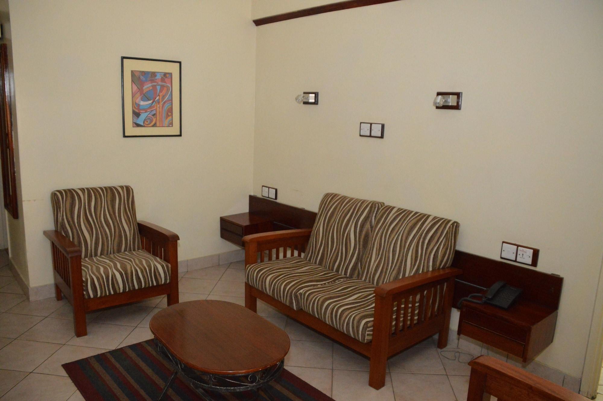 Sentrim 680 Hotel Nairobi Esterno foto