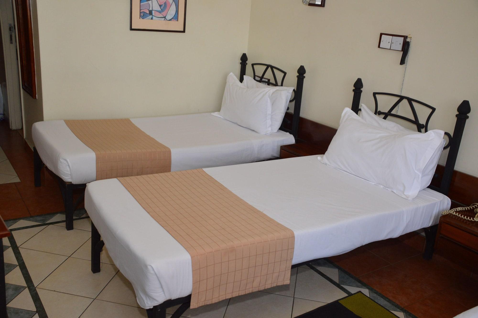 Sentrim 680 Hotel Nairobi Esterno foto
