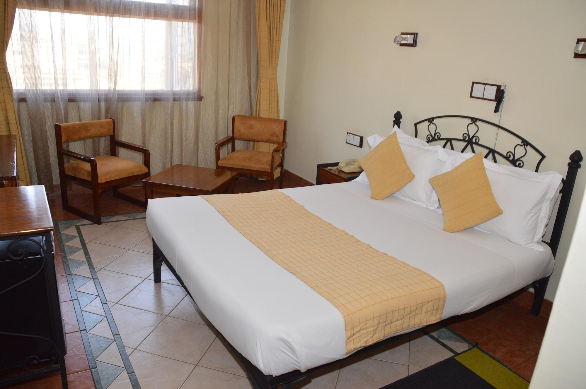 Sentrim 680 Hotel Nairobi Esterno foto