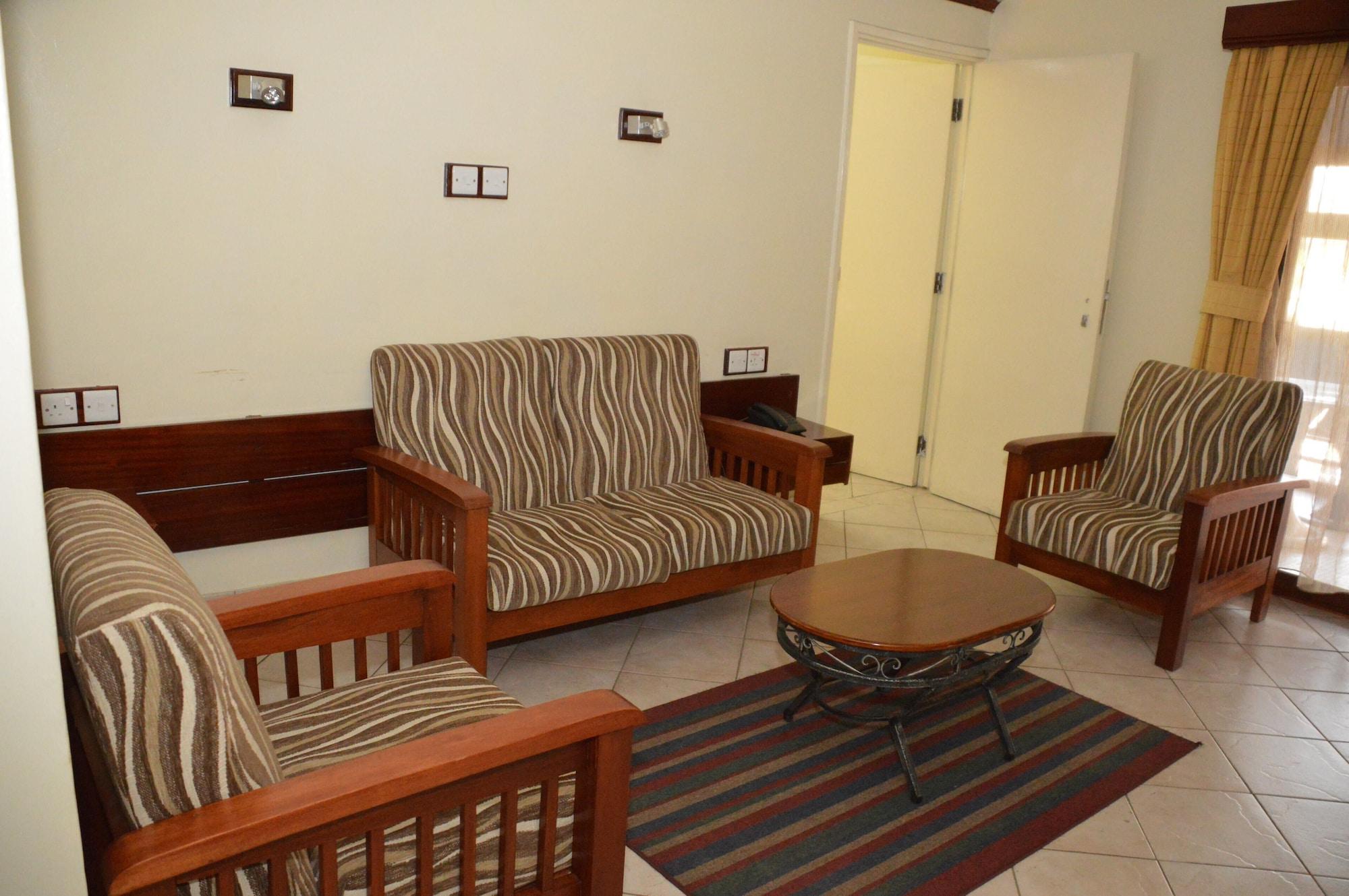 Sentrim 680 Hotel Nairobi Esterno foto