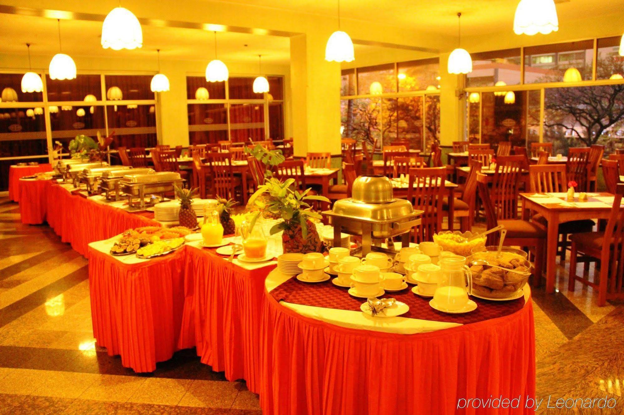Sentrim 680 Hotel Nairobi Esterno foto