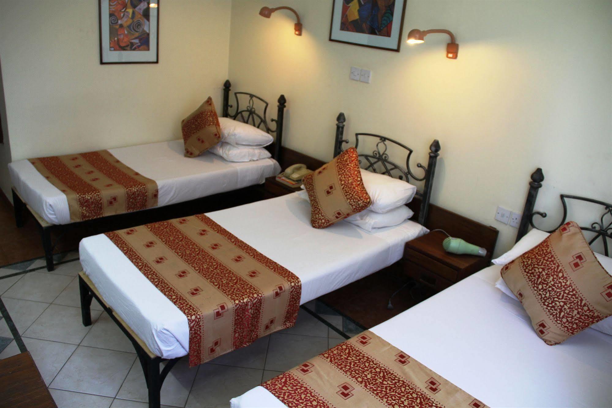 Sentrim 680 Hotel Nairobi Esterno foto