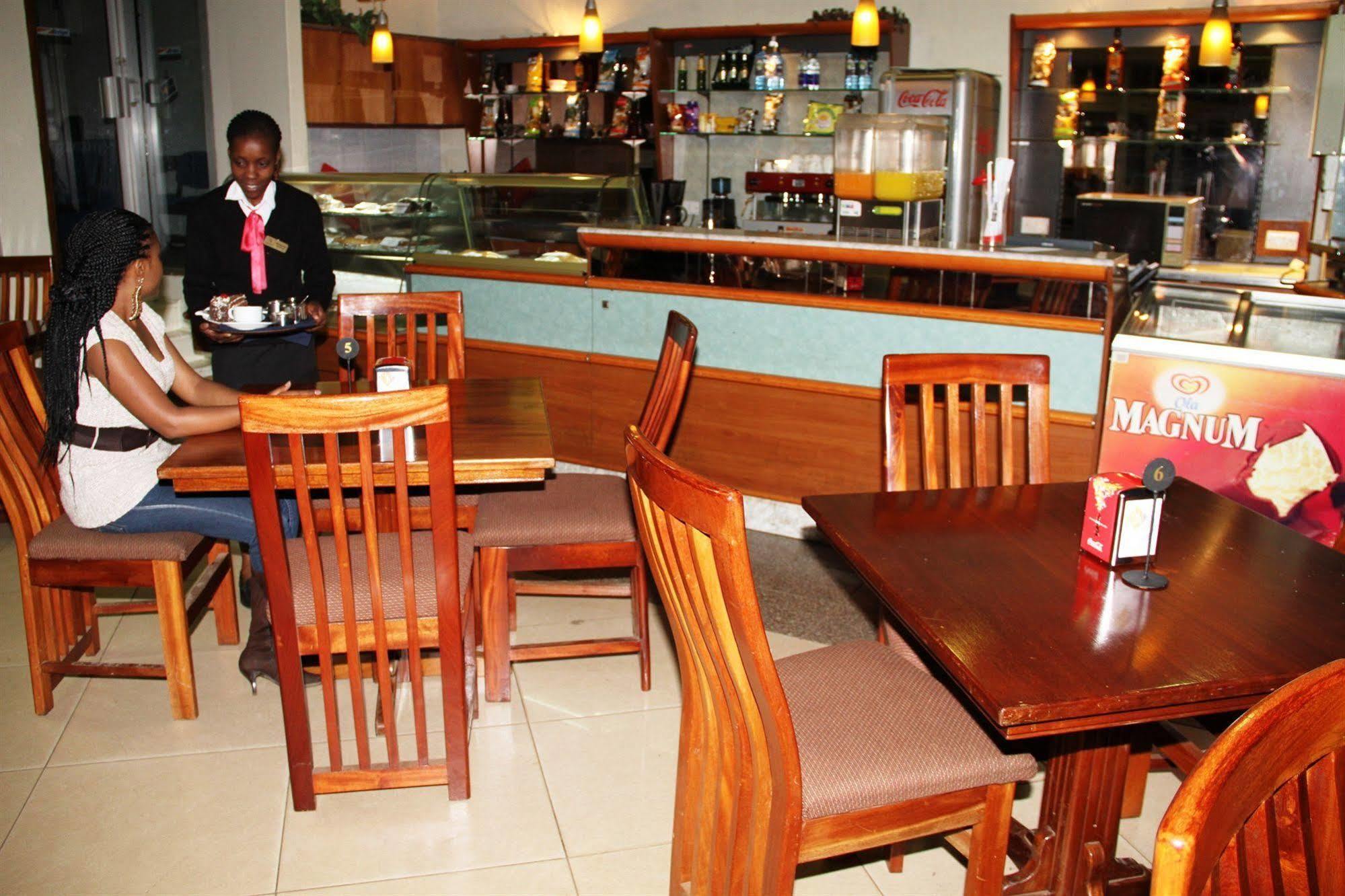 Sentrim 680 Hotel Nairobi Esterno foto